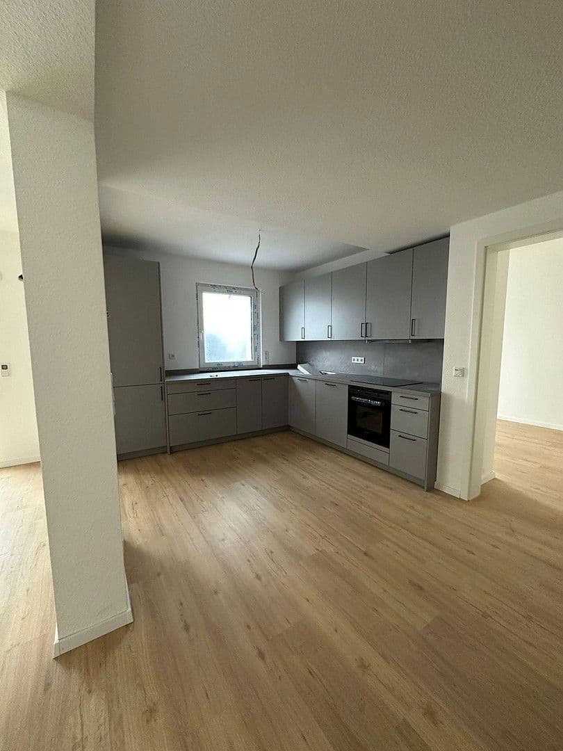 Pronájem bytu 2+kk 82 m², Mindener Weg 4, Gelsenkirchen, Severní Porýní-Vestfálsko Pronájem bytu 2+kk 82 m², Mindener Weg 4, Gelsenkirchen, Severní Porýní-Vestfálsko