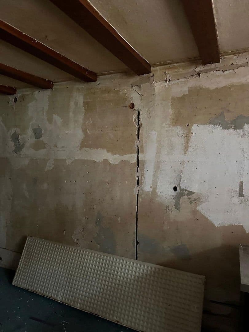 Pronájem nebytového prostoru 73 m², Lindenstraße 30, Bad Wildungen, Hessen Pronájem nebytového prostoru 73 m², Lindenstraße 30, Bad Wildungen, Hessen