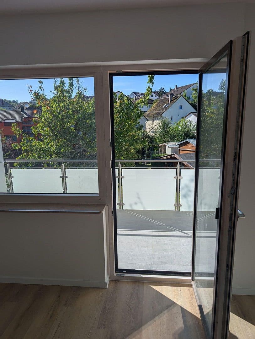 Pronájem bytu 2+1 97 m², Niefern-Öschelbronn, Bádensko-Württembersko Pronájem bytu 2+1 97 m², Niefern-Öschelbronn, Bádensko-Württembersko