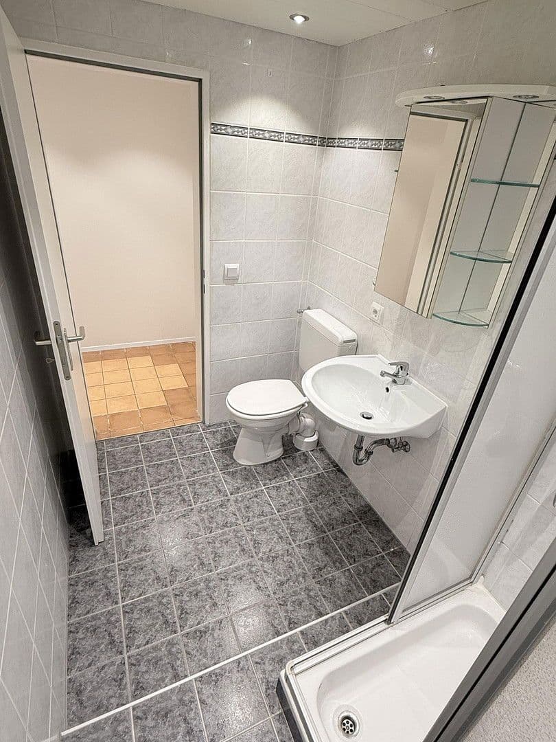 Prodej bytu 1+1 25 m², Goethering 23, Grafing, Bavorsko Prodej bytu 1+1 25 m², Goethering 23, Grafing, Bavorsko