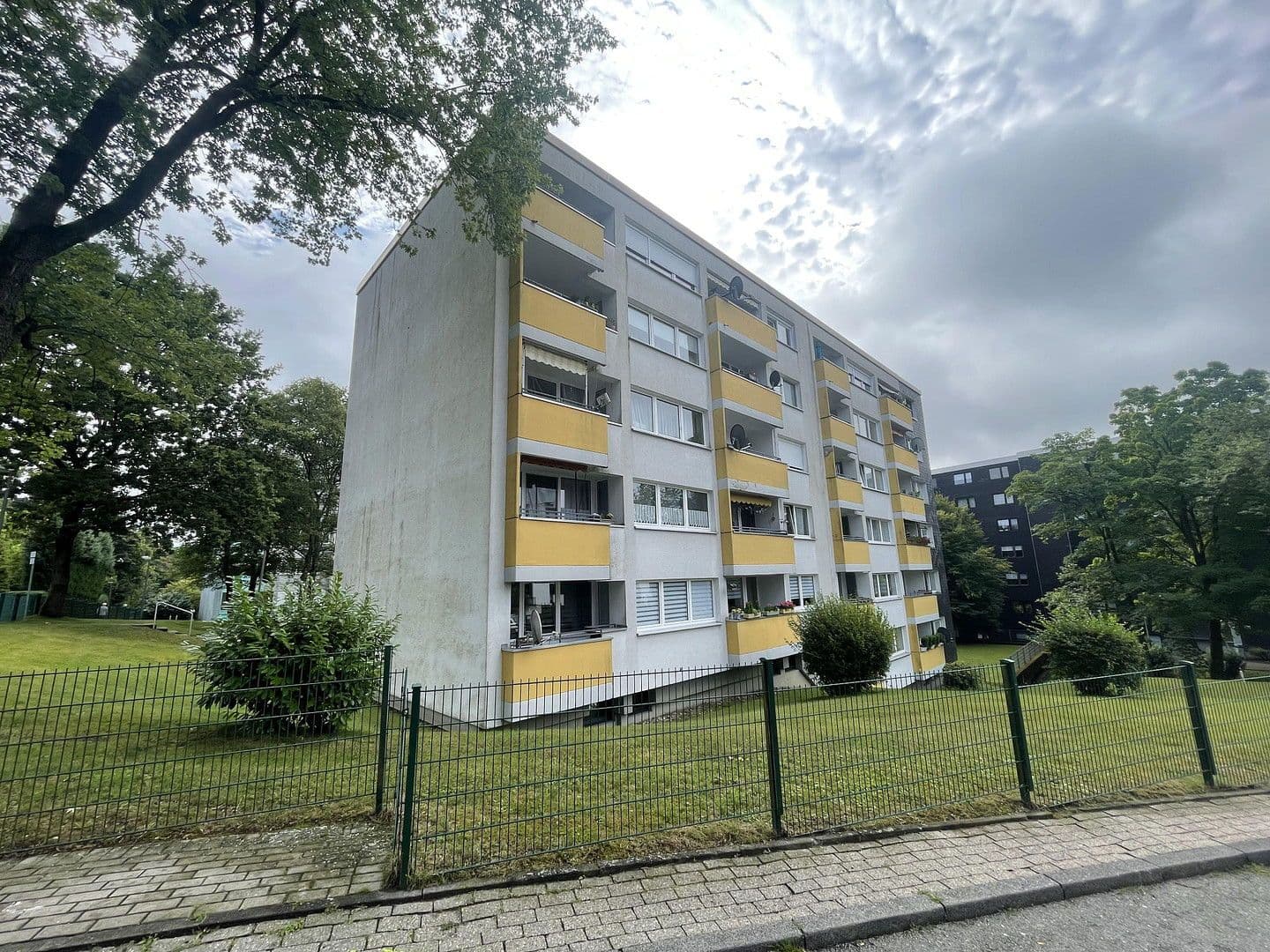 Pronájem bytu 2+kk 64 m², Wuppertal, Severní Porýní-Vestfálsko Pronájem bytu 2+kk 64 m², Wuppertal, Severní Porýní-Vestfálsko