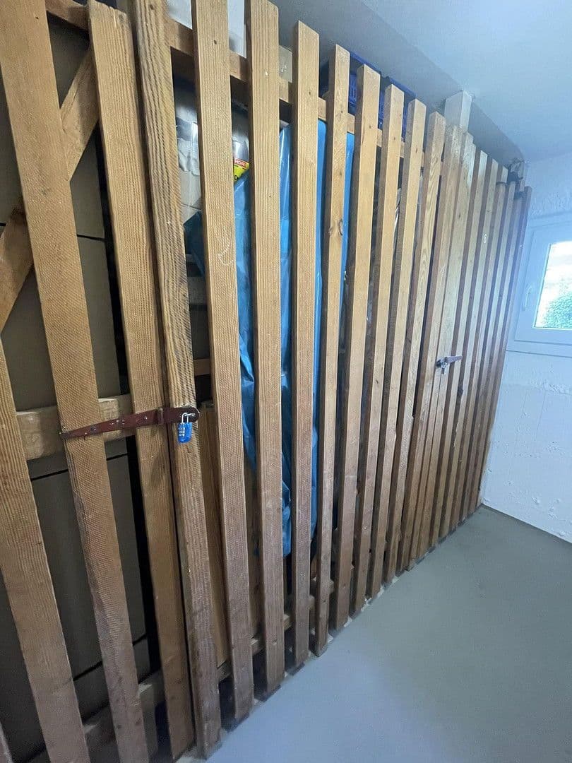 Pronájem bytu 2+kk 64 m², Wuppertal, Severní Porýní-Vestfálsko Pronájem bytu 2+kk 64 m², Wuppertal, Severní Porýní-Vestfálsko