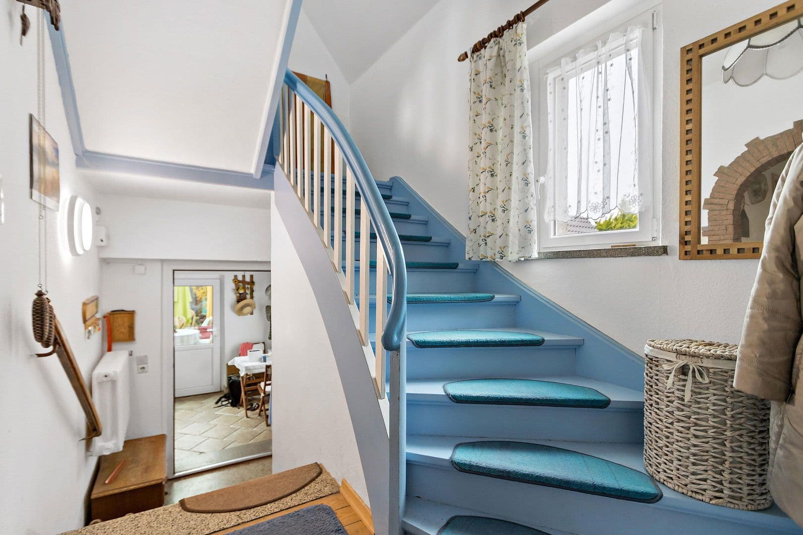 Prodej domu 120 m², pozemek 897 m², Goldbergstraße 39, Halle, Sasko-Anhaltsko Prodej domu 120 m², pozemek 897 m², Goldbergstraße 39, Halle, Sasko-Anhaltsko