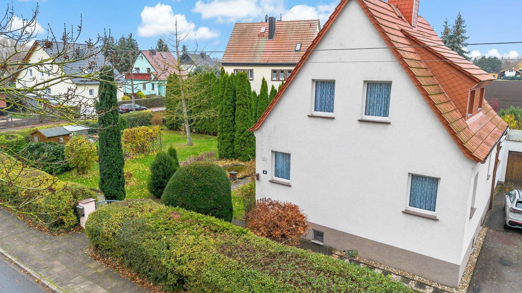 Prodej domu 120 m², pozemek 897 m², Goldbergstraße 39, Halle, Sasko-Anhaltsko Prodej domu 120 m², pozemek 897 m², Goldbergstraße 39, Halle, Sasko-Anhaltsko