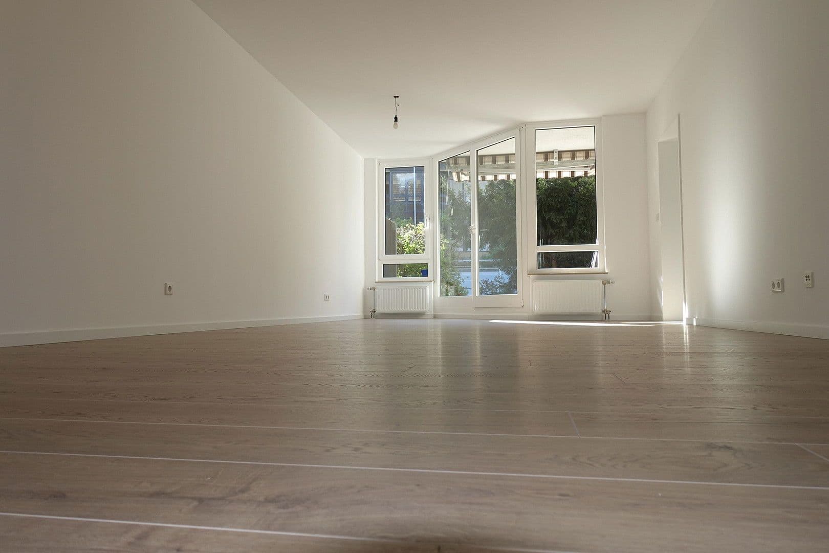 Prodej bytu 2+1 66 m², Krefeld, Severní Porýní-Vestfálsko Prodej bytu 2+1 66 m², Krefeld, Severní Porýní-Vestfálsko