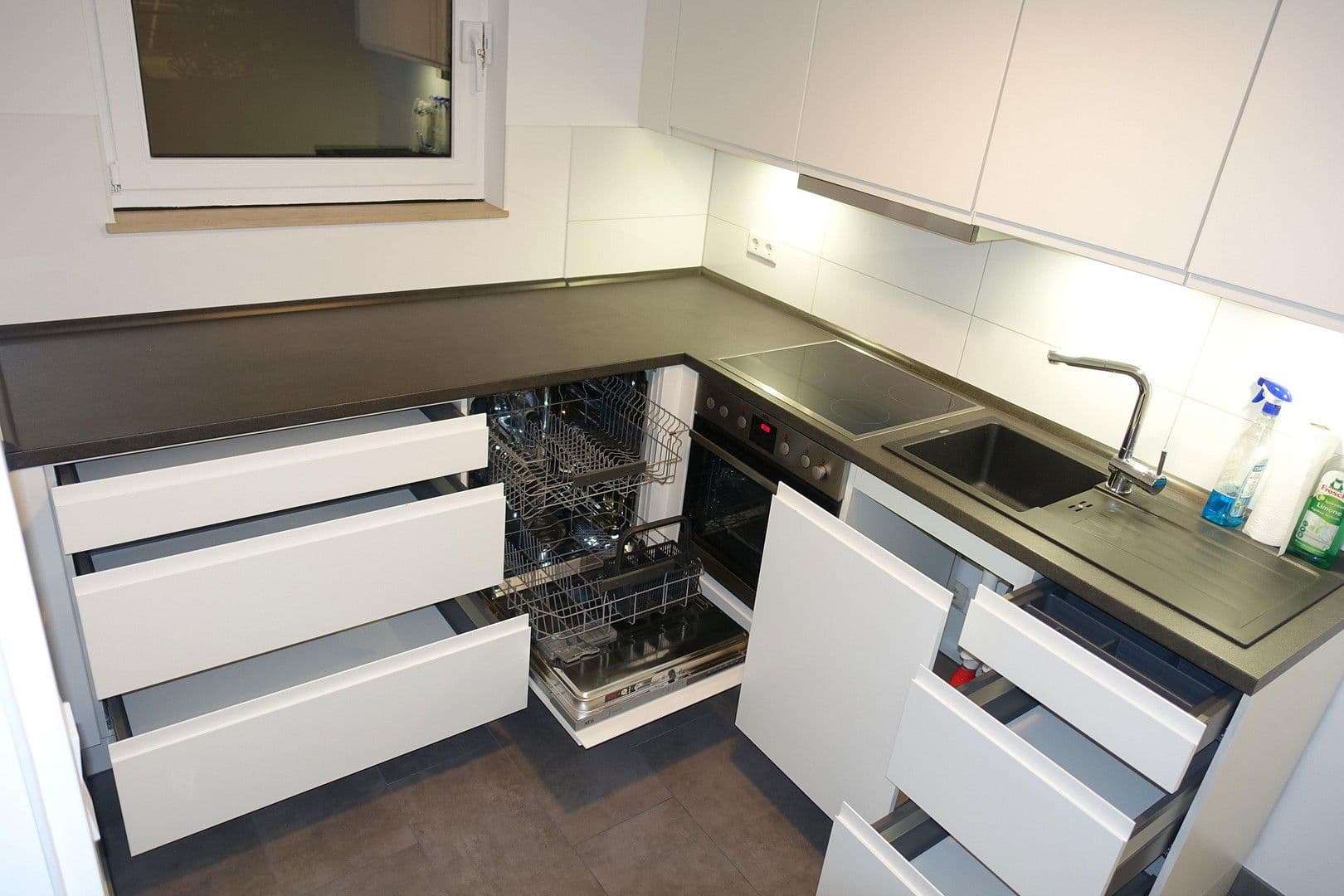 Prodej bytu 2+1 66 m², Krefeld, Severní Porýní-Vestfálsko Prodej bytu 2+1 66 m², Krefeld, Severní Porýní-Vestfálsko