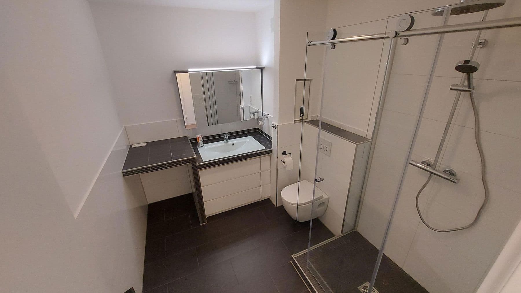 Prodej bytu 2+1 66 m², Krefeld, Severní Porýní-Vestfálsko Prodej bytu 2+1 66 m², Krefeld, Severní Porýní-Vestfálsko