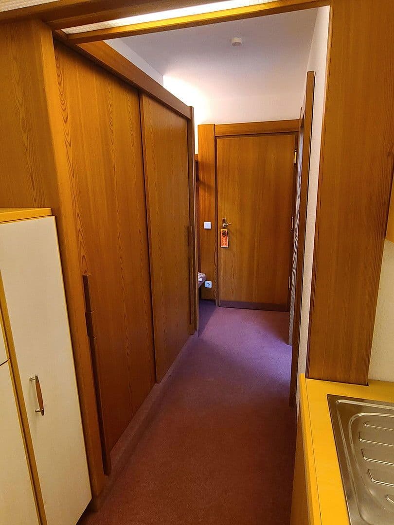 Pronájem bytu 1+1 35 m², Hölderlinstraße 1, Bad Liebenzell, Bádensko-Württembersko Pronájem bytu 1+1 35 m², Hölderlinstraße 1, Bad Liebenzell, Bádensko-Württembersko