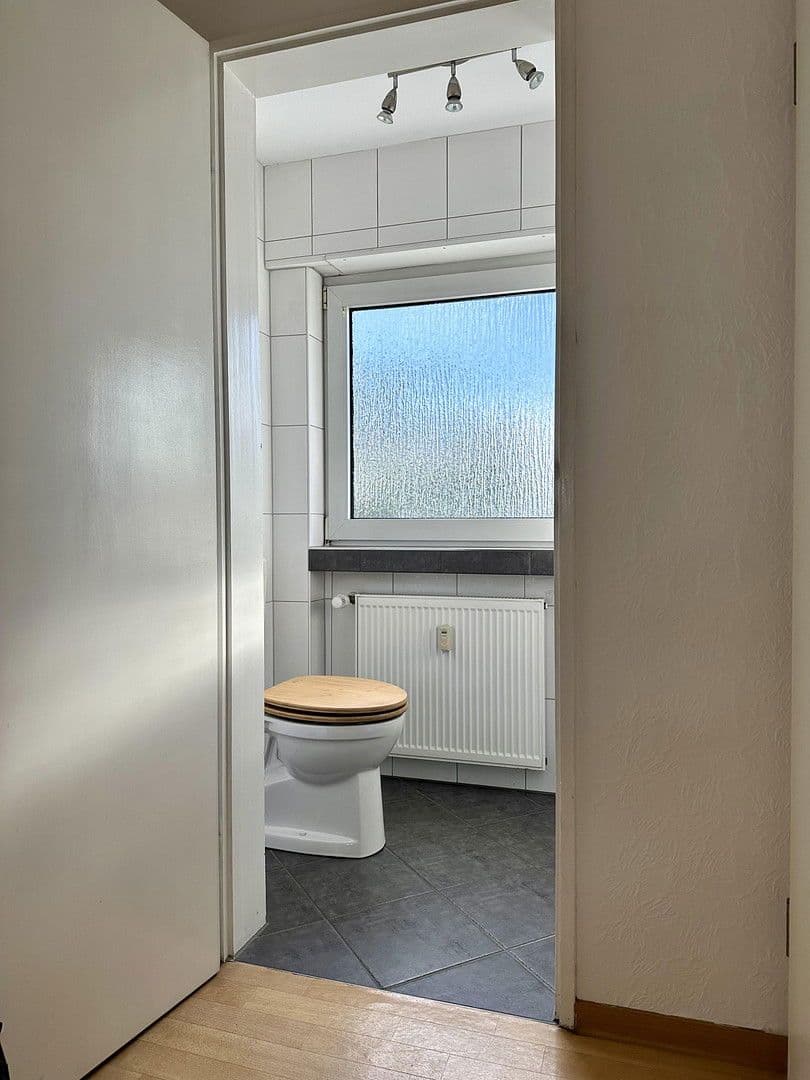 Pronájem bytu 3+kk 98 m², Saarbrücken, Země Sársko Pronájem bytu 3+kk 98 m², Saarbrücken, Země Sársko