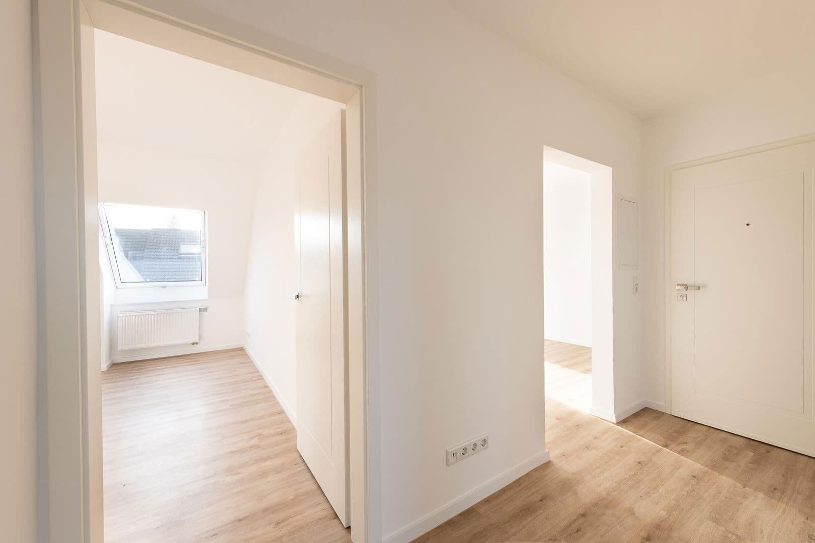 Pronájem bytu 2+kk 62 m², Heiligenhaus, Severní Porýní-Vestfálsko Pronájem bytu 2+kk 62 m², Heiligenhaus, Severní Porýní-Vestfálsko