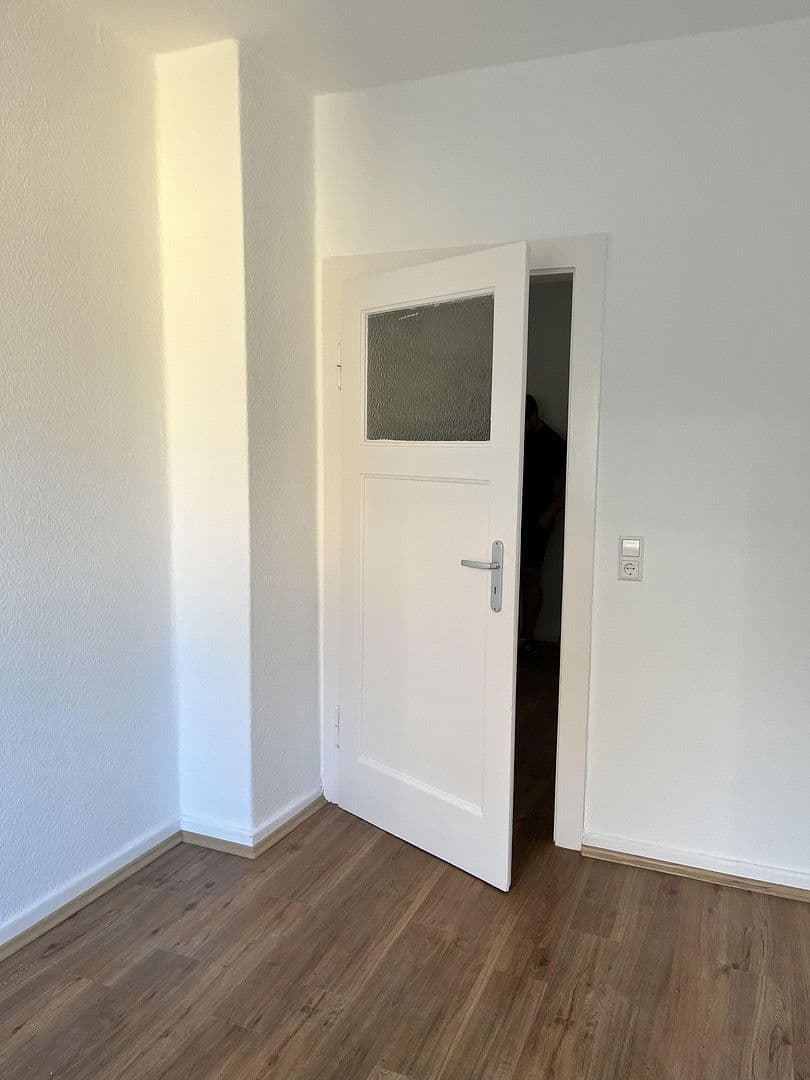 Pronájem bytu 4+1 91 m², Mönckebergallee, Hannover, Dolní Sasko Pronájem bytu 4+1 91 m², Mönckebergallee, Hannover, Dolní Sasko