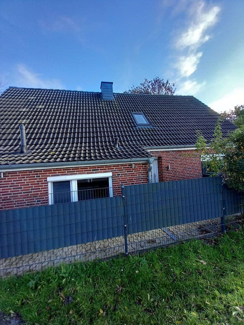 Prodej domu 129 m², pozemek 1.670 m², Schoonorther Landesstraße 40, Osteel, Dolní Sasko Prodej domu 129 m², pozemek 1.670 m², Schoonorther Landesstraße 40, Osteel, Dolní Sasko