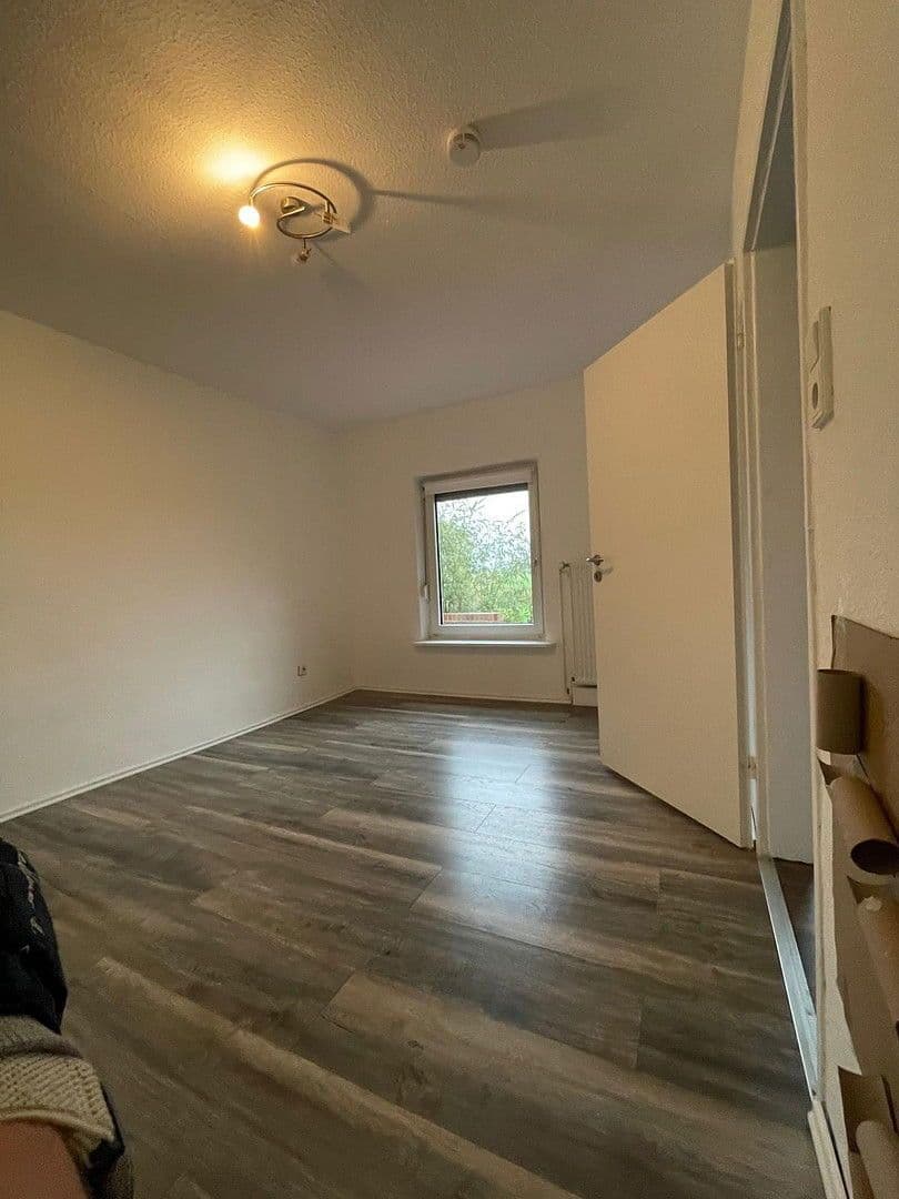 Prodej domu 129 m², pozemek 1.670 m², Schoonorther Landesstraße 40, Osteel, Dolní Sasko Prodej domu 129 m², pozemek 1.670 m², Schoonorther Landesstraße 40, Osteel, Dolní Sasko