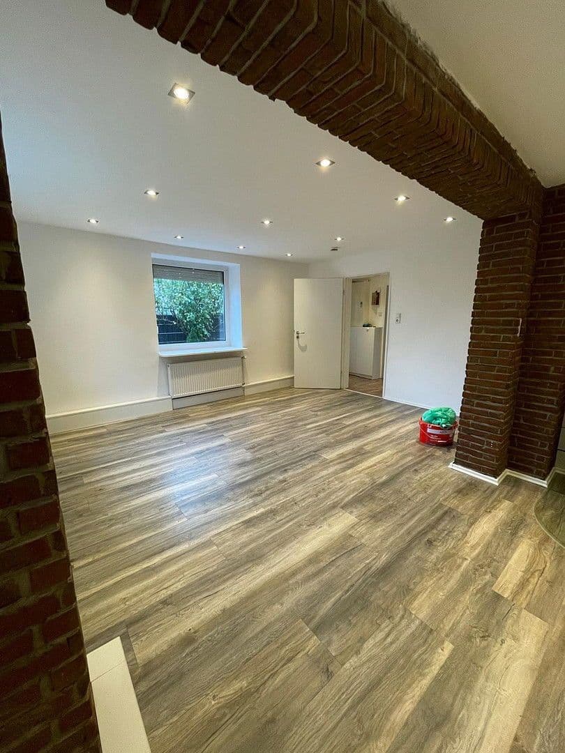 Prodej domu 129 m², pozemek 1.670 m², Schoonorther Landesstraße 40, Osteel, Dolní Sasko Prodej domu 129 m², pozemek 1.670 m², Schoonorther Landesstraße 40, Osteel, Dolní Sasko