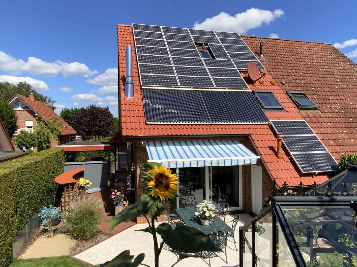 Prodej domu 110 m², pozemek 300 m², Melle, Dolní Sasko Prodej domu 110 m², pozemek 300 m², Melle, Dolní Sasko