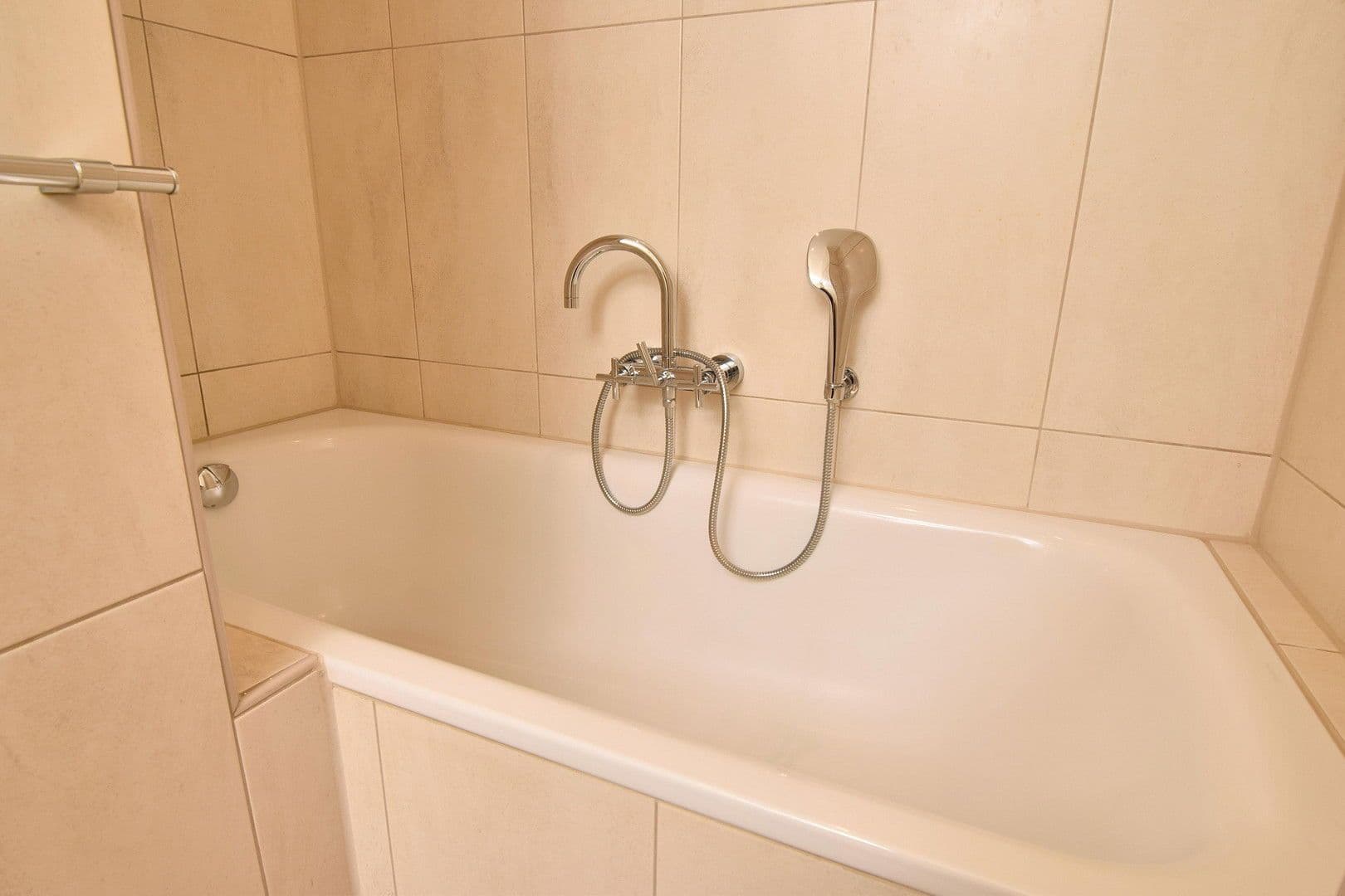 Prodej bytu 3+1 76 m², Heiglhofstraße 43, München, Bavorsko Prodej bytu 3+1 76 m², Heiglhofstraße 43, München, Bavorsko