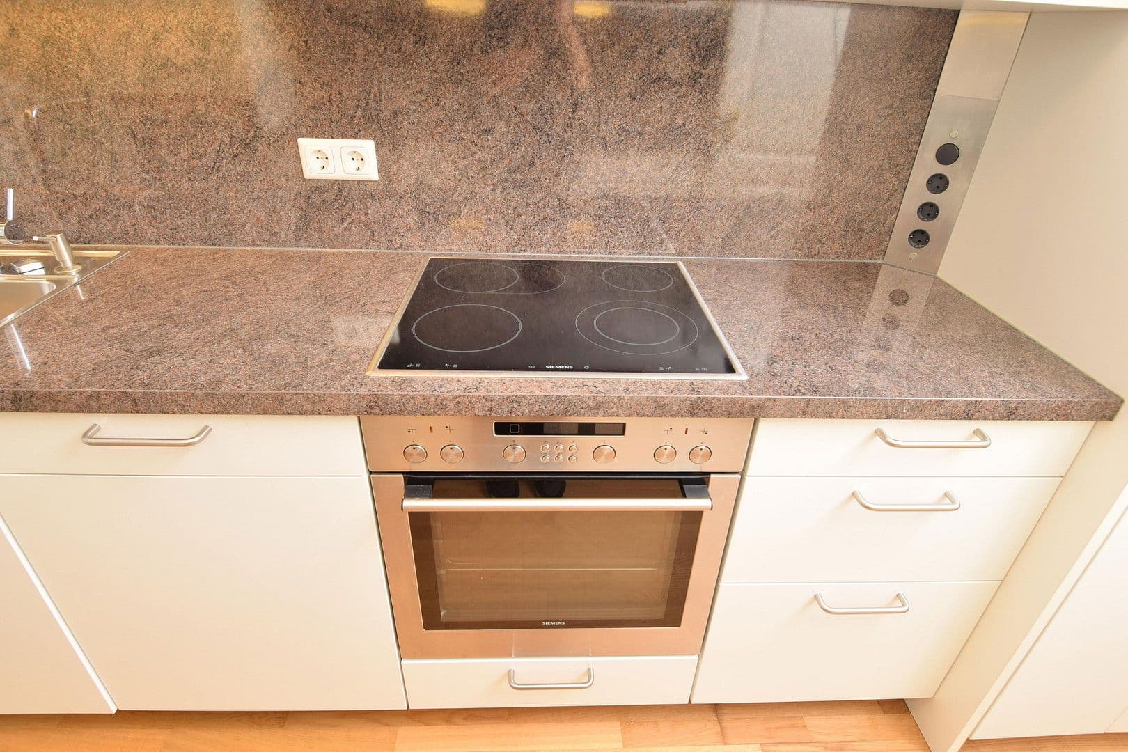 Prodej bytu 3+1 76 m², Heiglhofstraße 43, München, Bavorsko Prodej bytu 3+1 76 m², Heiglhofstraße 43, München, Bavorsko