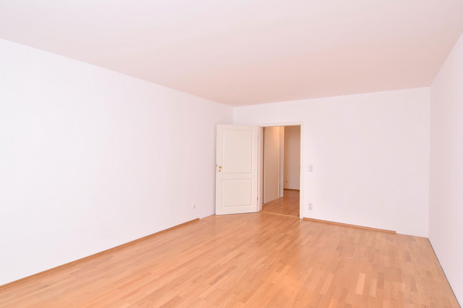 Prodej bytu 3+1 76 m², Heiglhofstraße 43, München, Bavorsko Prodej bytu 3+1 76 m², Heiglhofstraße 43, München, Bavorsko
