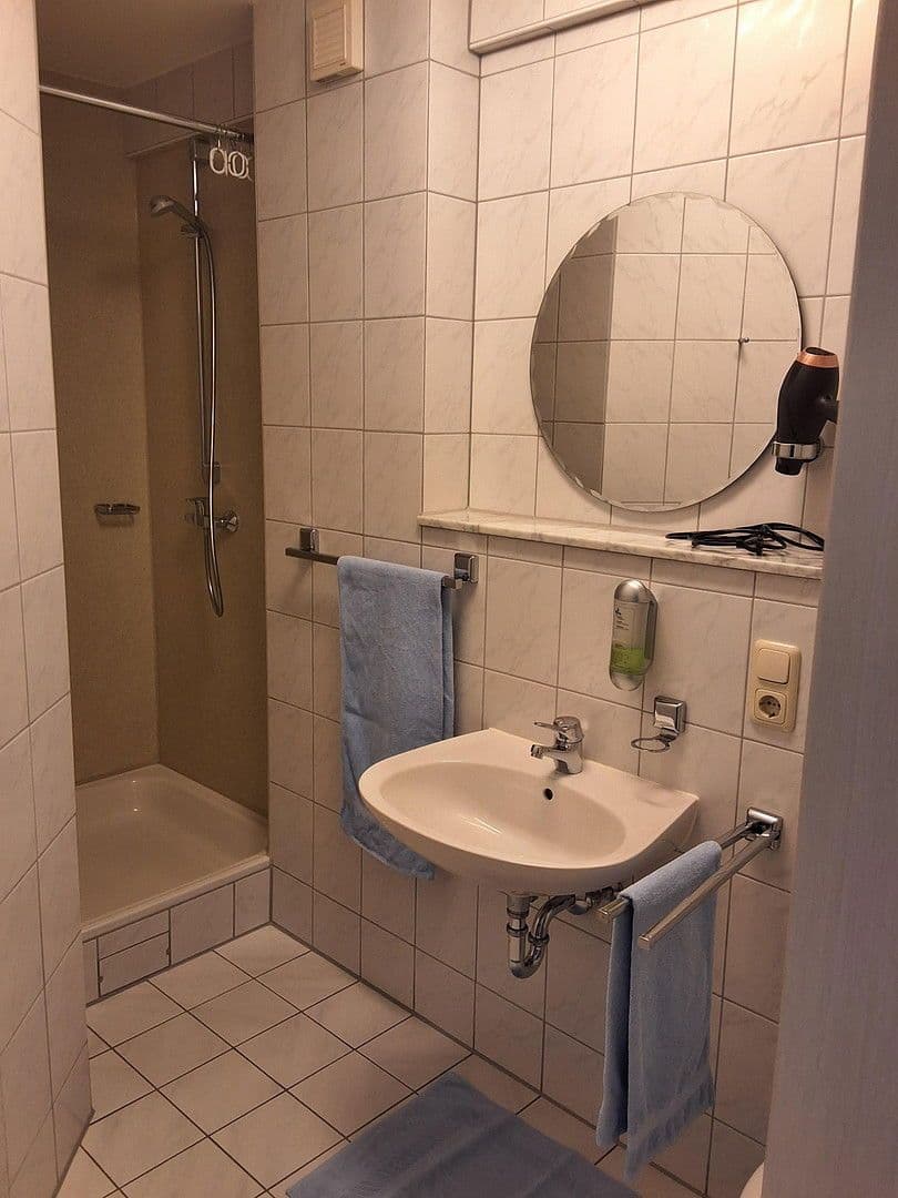 Pronájem bytu 2+1 52 m², Schloßbergstraße 3, Windelsbach, Bavorsko Pronájem bytu 2+1 52 m², Schloßbergstraße 3, Windelsbach, Bavorsko