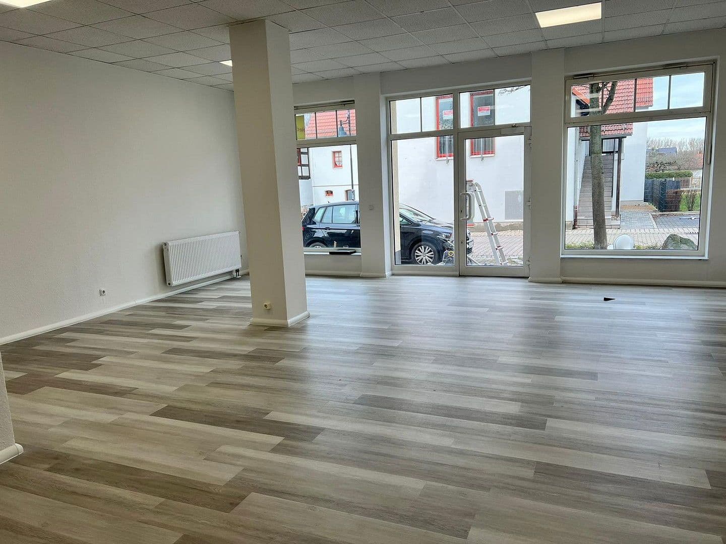 Pronájem kanceláře 67 m², Poststraße 6, Berga-Wünschendorf, Durynsko Pronájem kanceláře 67 m², Poststraße 6, Berga-Wünschendorf, Durynsko