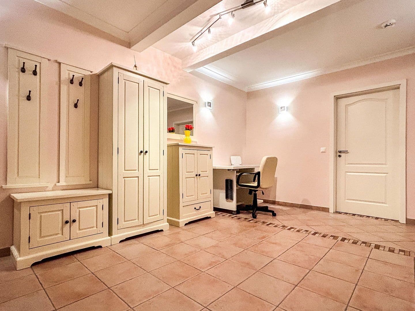 Pronájem bytu 3+1 114 m², Hamburg, Hamburg Pronájem bytu 3+1 114 m², Hamburg, Hamburg