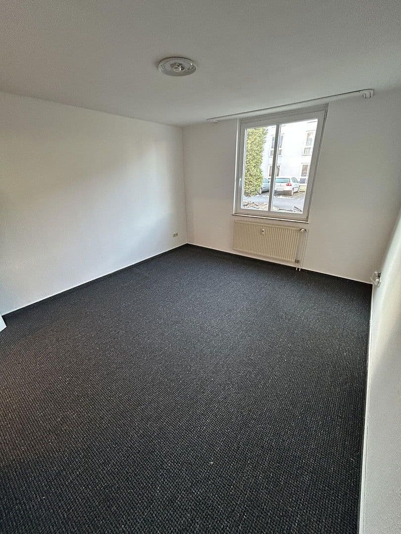Pronájem bytu 1+1 21 m², Salzufler Str. 68, Bielefeld, Severní Porýní-Vestfálsko Pronájem bytu 1+1 21 m², Salzufler Str. 68, Bielefeld, Severní Porýní-Vestfálsko