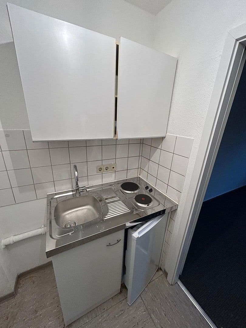 Pronájem bytu 1+1 21 m², Salzufler Str. 68, Bielefeld, Severní Porýní-Vestfálsko Pronájem bytu 1+1 21 m², Salzufler Str. 68, Bielefeld, Severní Porýní-Vestfálsko