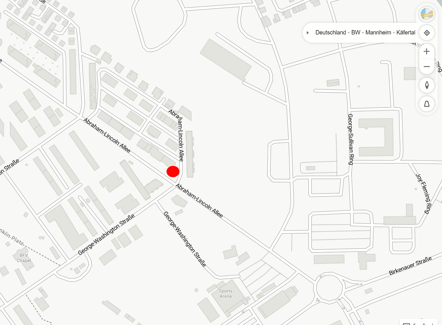 Pronájem bytu 4+1 105 m², Abraham-Lincoln-Allee 18, Mannheim, Bádensko-Württembersko Pronájem bytu 4+1 105 m², Abraham-Lincoln-Allee 18, Mannheim, Bádensko-Württembersko