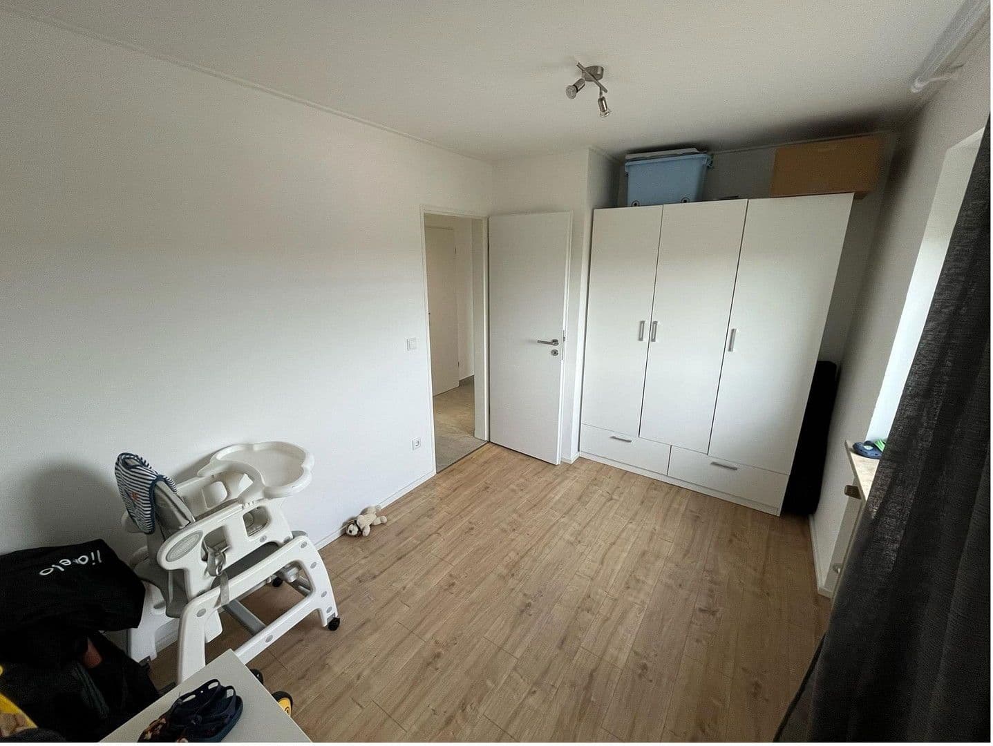 Pronájem bytu 3+1 66 m², Röthenbach an der Pegnitz, Bavorsko Pronájem bytu 3+1 66 m², Röthenbach an der Pegnitz, Bavorsko