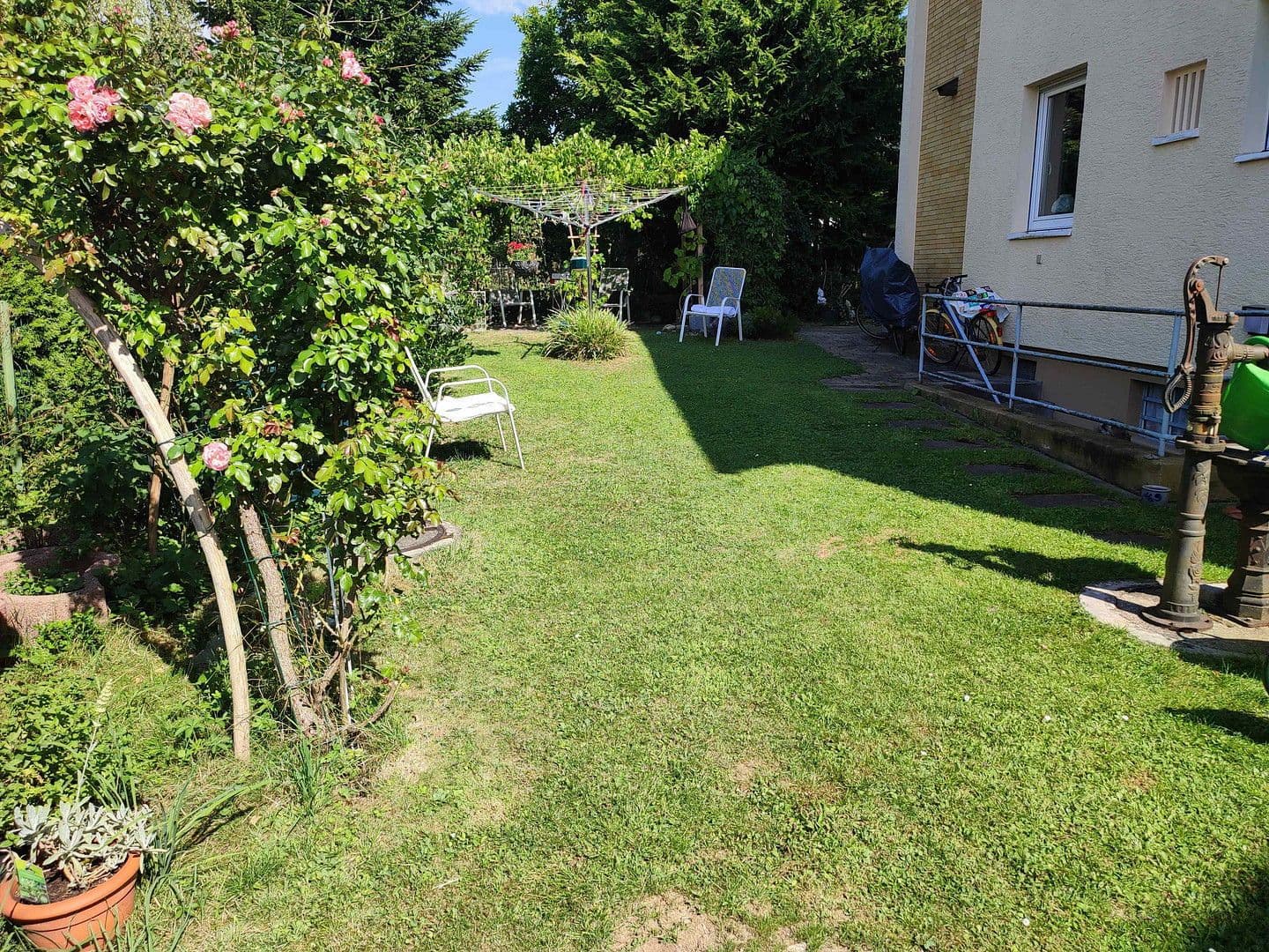 Prodej domu 239 m², pozemek 712 m², Friedrichshafen, Bádensko-Württembersko Prodej domu 239 m², pozemek 712 m², Friedrichshafen, Bádensko-Württembersko