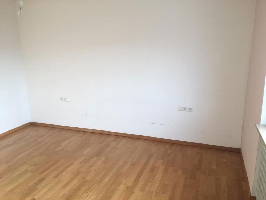 Pronájem bytu 4+1 102 m², Stettinweg, Biberach an der Riß, Bádensko-Württembersko Pronájem bytu 4+1 102 m², Stettinweg, Biberach an der Riß, Bádensko-Württembersko