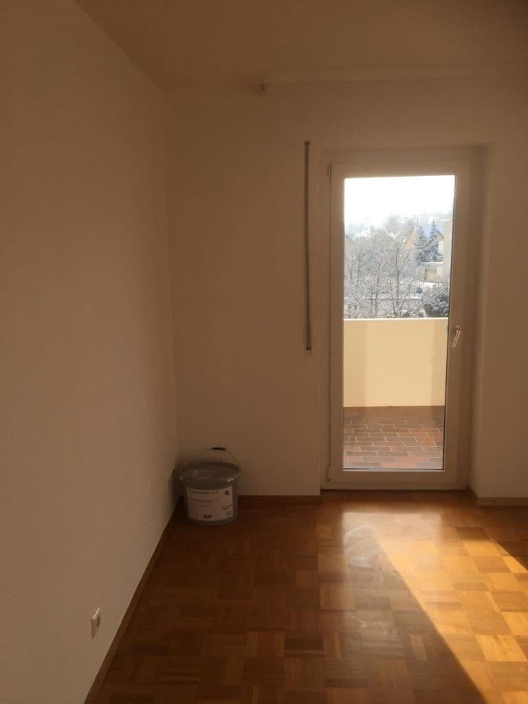 Pronájem bytu 4+1 102 m², Stettinweg, Biberach an der Riß, Bádensko-Württembersko Pronájem bytu 4+1 102 m², Stettinweg, Biberach an der Riß, Bádensko-Württembersko