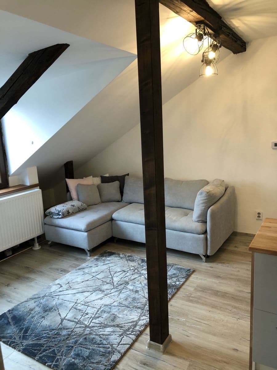 Pronájem bytu Garsoniéra 36 m², U Vršovického nádraží, Praha, Praha Pronájem bytu Garsoniéra 36 m², U Vršovického nádraží, Praha, Praha