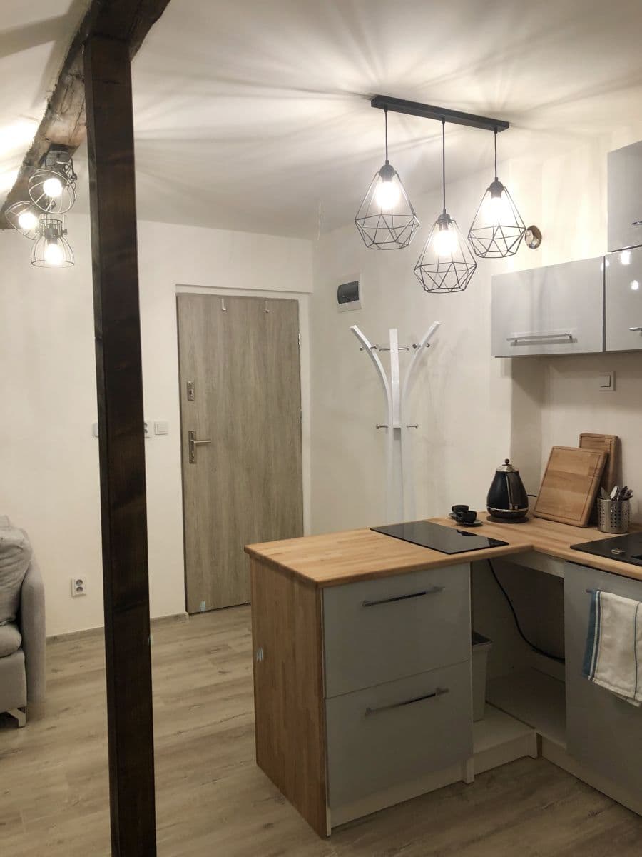 Pronájem bytu Garsoniéra 36 m², U Vršovického nádraží, Praha, Praha Pronájem bytu Garsoniéra 36 m², U Vršovického nádraží, Praha, Praha
