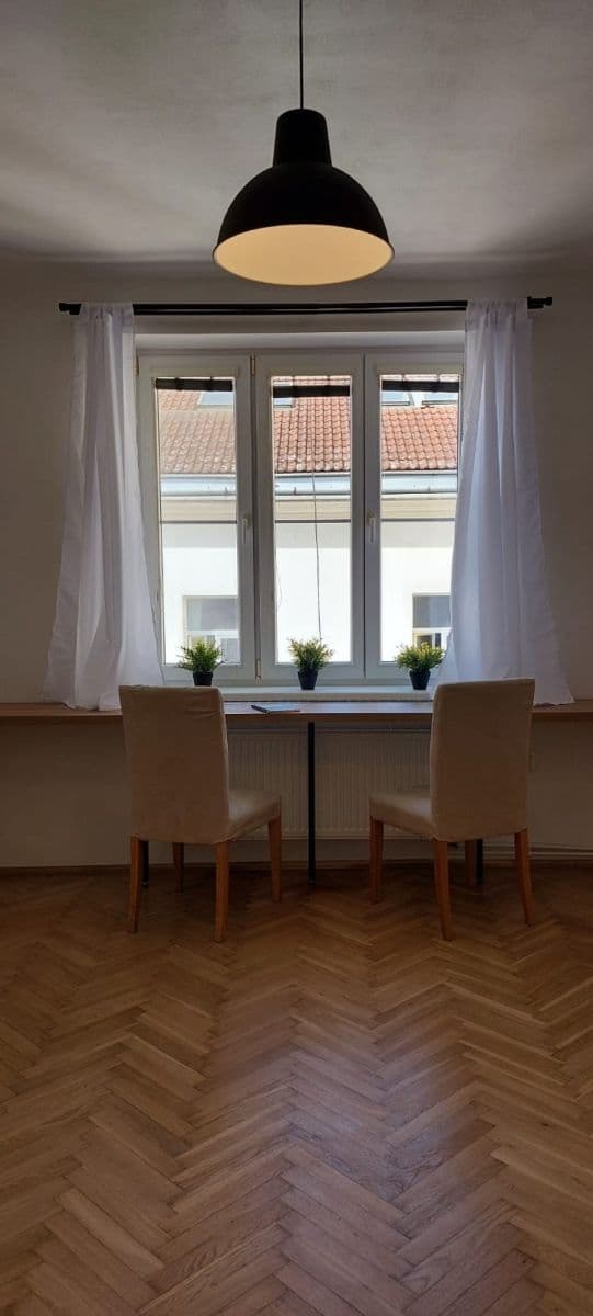 Prodej bytu 1+kk 41 m², Pod Labuťkou, Praha, Praha Prodej bytu 1+kk 41 m², Pod Labuťkou, Praha, Praha