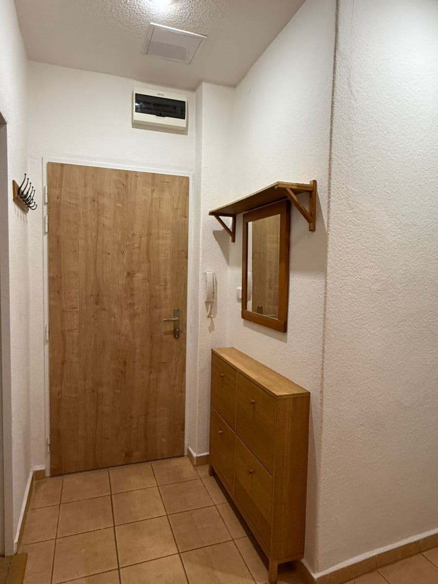 Pronájem bytu 3+1 98 m², Slovinská, Praha, Praha Pronájem bytu 3+1 98 m², Slovinská, Praha, Praha