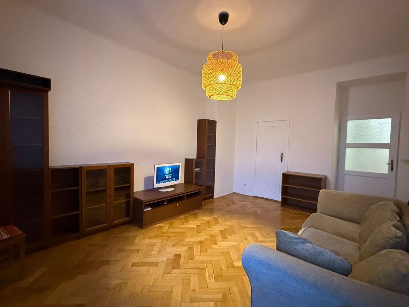 Pronájem bytu 3+1 98 m², Slovinská, Praha, Praha Pronájem bytu 3+1 98 m², Slovinská, Praha, Praha