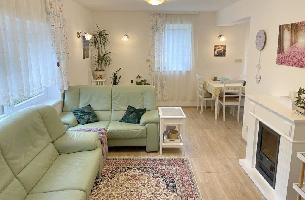 Prodej domu 146 m², pozemek 702 m², Mozartova, Říčany, Středočeský kraj Prodej domu 146 m², pozemek 702 m², Mozartova, Říčany, Středočeský kraj