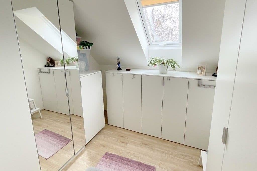 Prodej domu 146 m², pozemek 702 m², Mozartova, Říčany, Středočeský kraj Prodej domu 146 m², pozemek 702 m², Mozartova, Říčany, Středočeský kraj