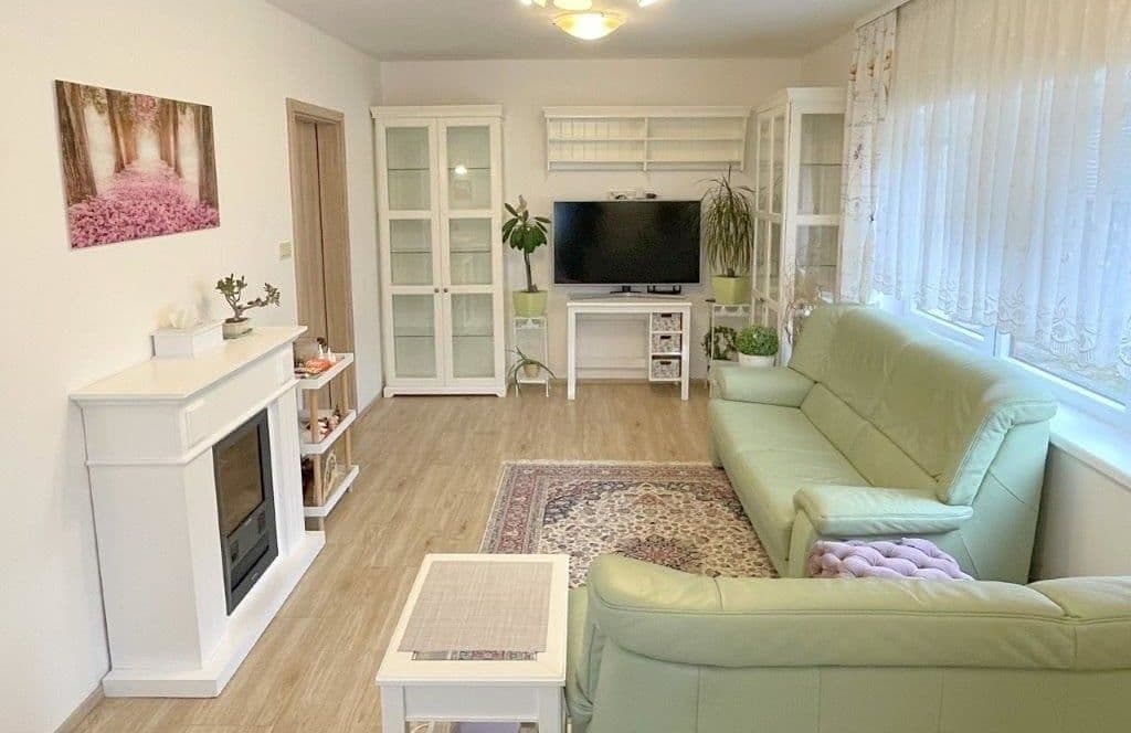 Prodej domu 146 m², pozemek 702 m², Mozartova, Říčany, Středočeský kraj Prodej domu 146 m², pozemek 702 m², Mozartova, Říčany, Středočeský kraj