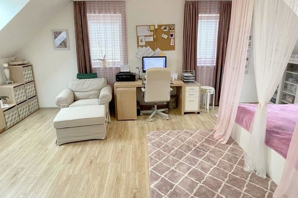 Prodej domu 146 m², pozemek 702 m², Mozartova, Říčany, Středočeský kraj Prodej domu 146 m², pozemek 702 m², Mozartova, Říčany, Středočeský kraj