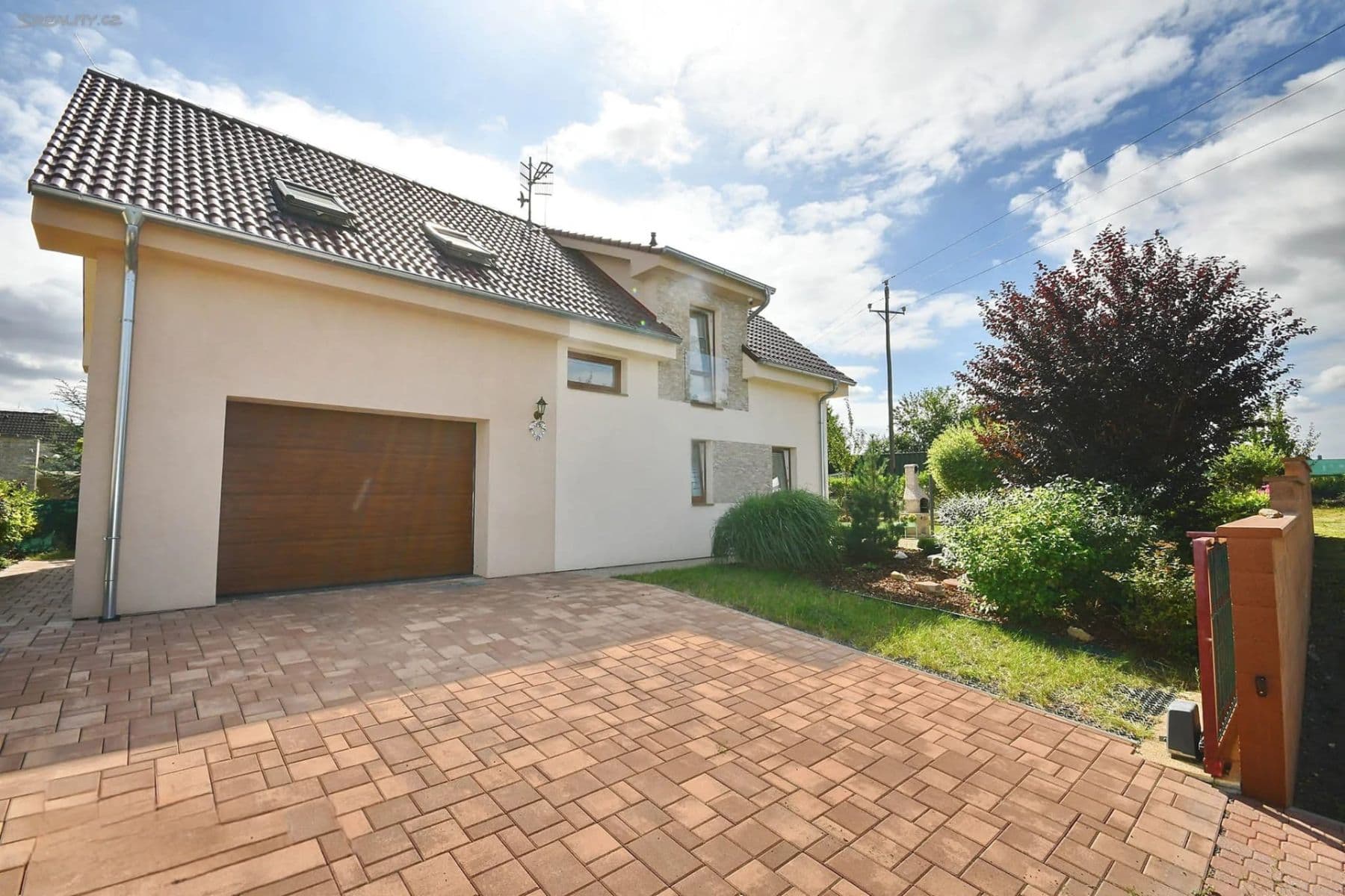 Prodej domu 146 m², pozemek 702 m², Mozartova, Říčany, Středočeský kraj Prodej domu 146 m², pozemek 702 m², Mozartova, Říčany, Středočeský kraj