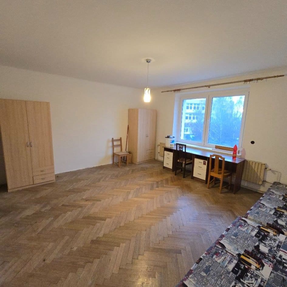 Pronájem bytu 3+1 100 m², Vážného, Brno, Jihomoravský kraj Pronájem bytu 3+1 100 m², Vážného, Brno, Jihomoravský kraj