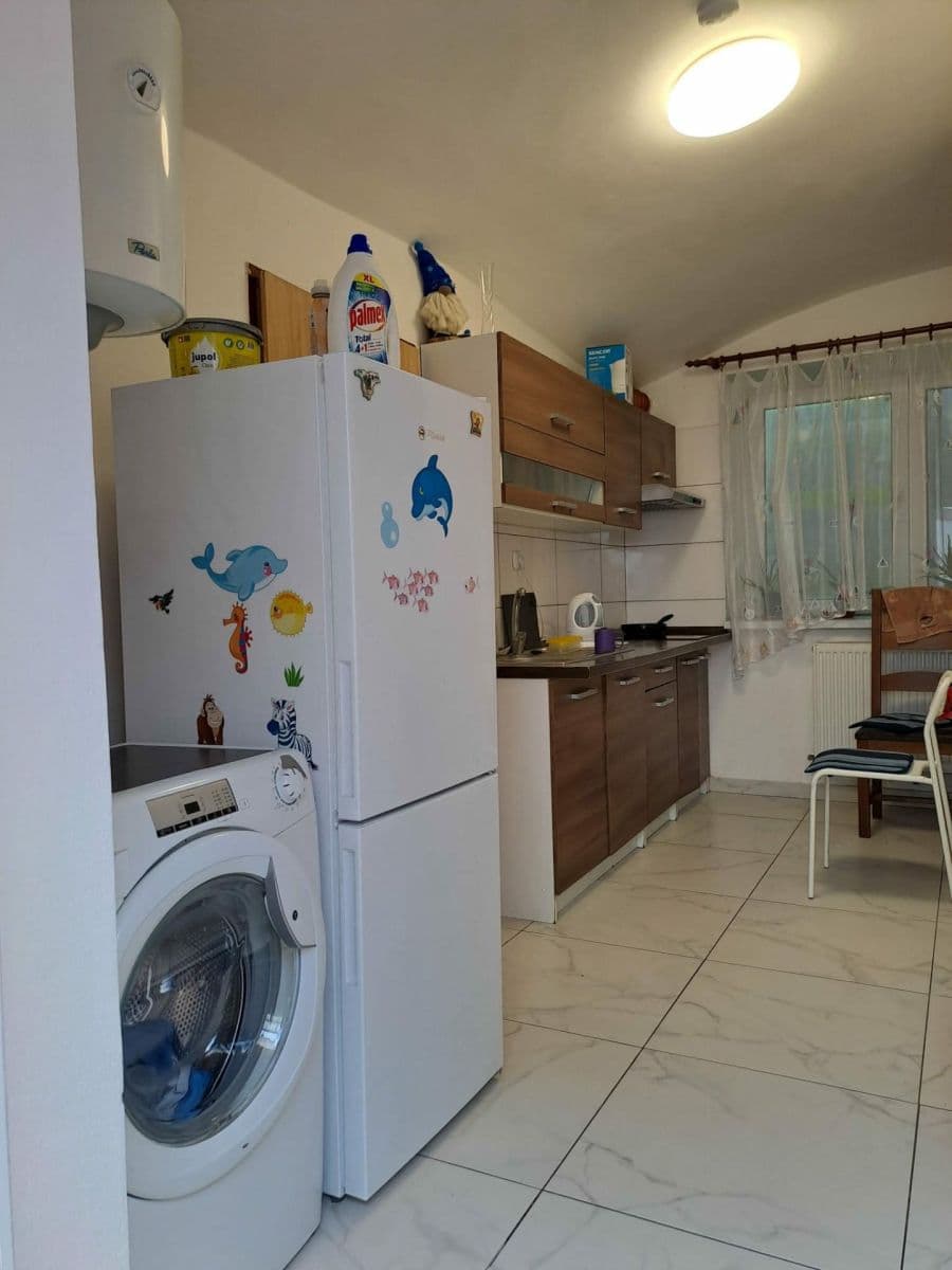 Pronájem bytu 2+1 45 m², Masarykovo nám., Přeštice, Plzeňský kraj Pronájem bytu 2+1 45 m², Masarykovo nám., Přeštice, Plzeňský kraj