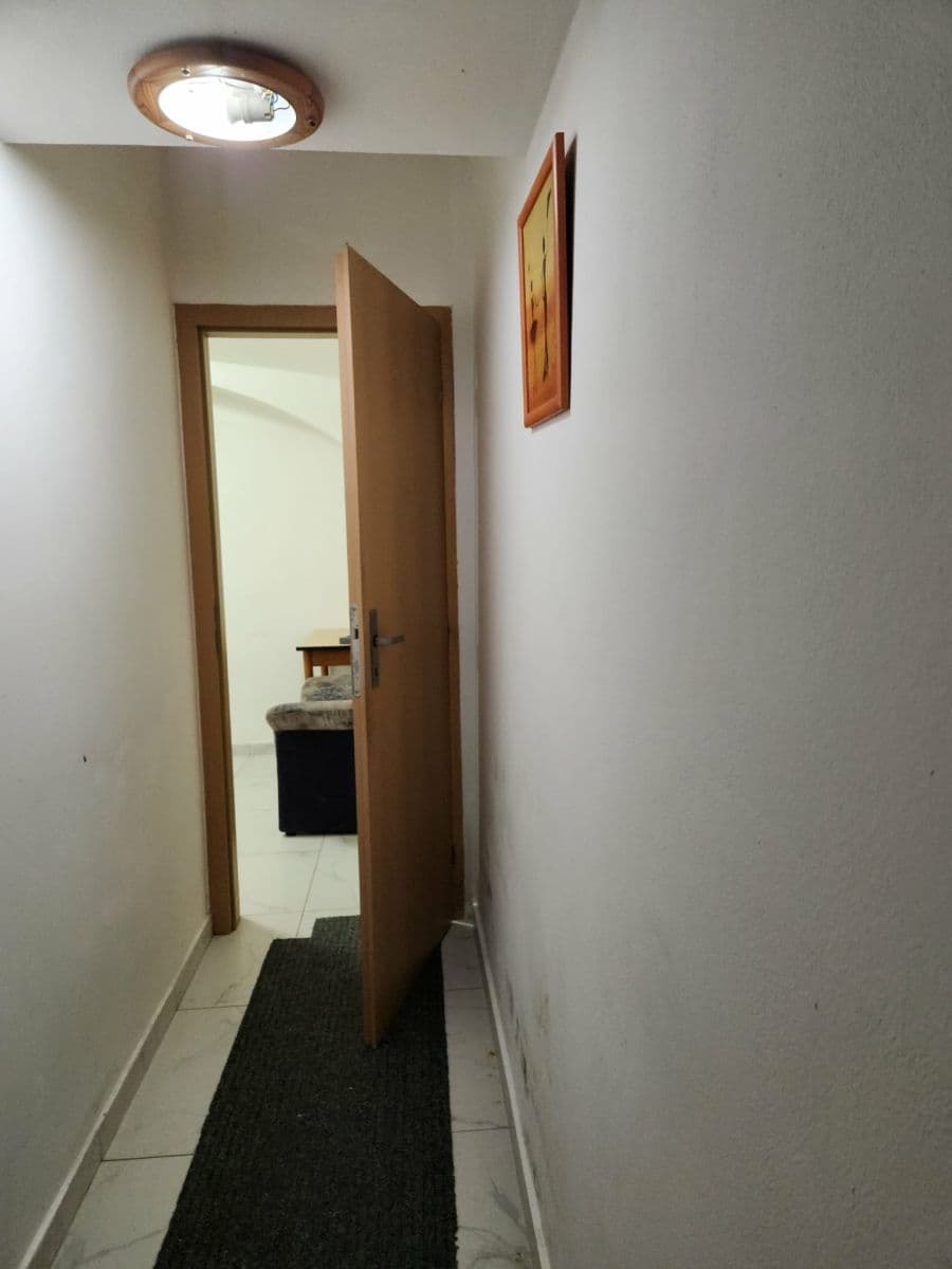 Pronájem bytu 2+1 45 m², Masarykovo nám., Přeštice, Plzeňský kraj Pronájem bytu 2+1 45 m², Masarykovo nám., Přeštice, Plzeňský kraj