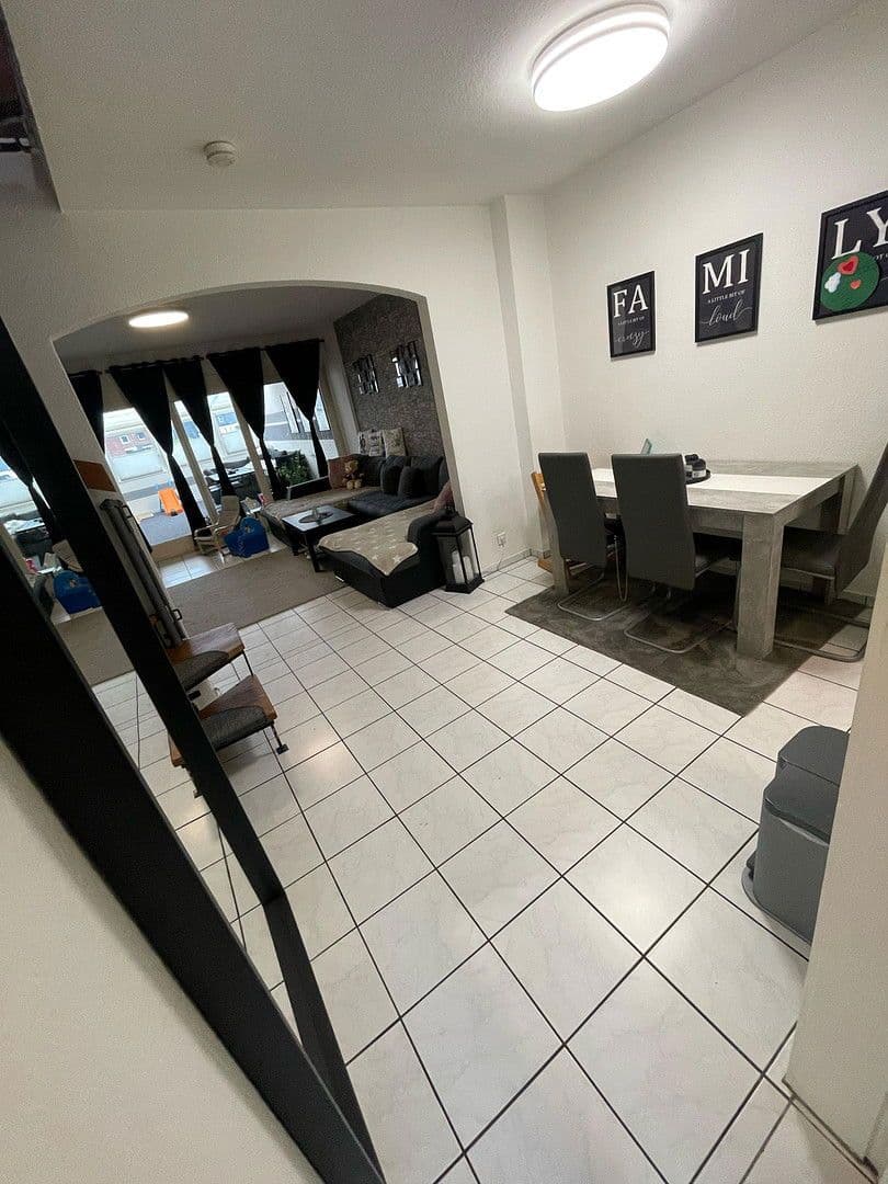 Pronájem bytu 5+1 88 m², Hardter Straße 152-154, Viersen, Severní Porýní-Vestfálsko Pronájem bytu 5+1 88 m², Hardter Straße 152-154, Viersen, Severní Porýní-Vestfálsko