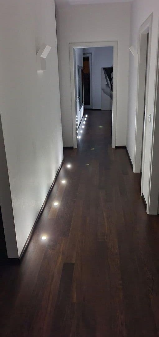 Pronájem bytu 4+kk 142 m², Frankfurt am Main, Hessen Pronájem bytu 4+kk 142 m², Frankfurt am Main, Hessen