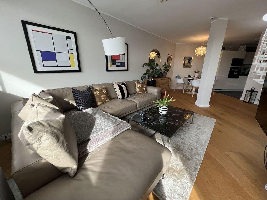 Prodej bytu 3+1 75 m², Hitlstrasse 7, München, Bavorsko Prodej bytu 3+1 75 m², Hitlstrasse 7, München, Bavorsko