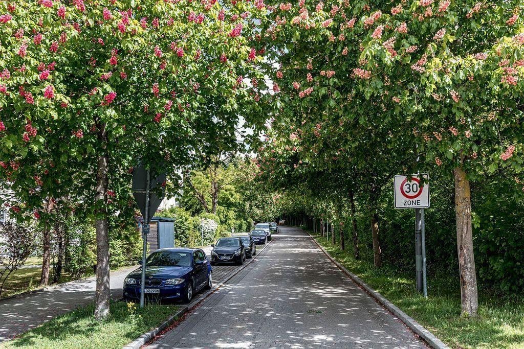 Prodej bytu 3+1 75 m², Hitlstrasse 7, München, Bavorsko Prodej bytu 3+1 75 m², Hitlstrasse 7, München, Bavorsko