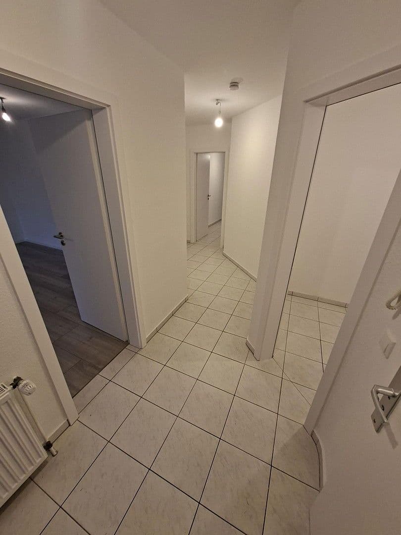 Pronájem bytu 3+1 94 m², Voßrather Str. 2a, Moers, Severní Porýní-Vestfálsko Pronájem bytu 3+1 94 m², Voßrather Str. 2a, Moers, Severní Porýní-Vestfálsko